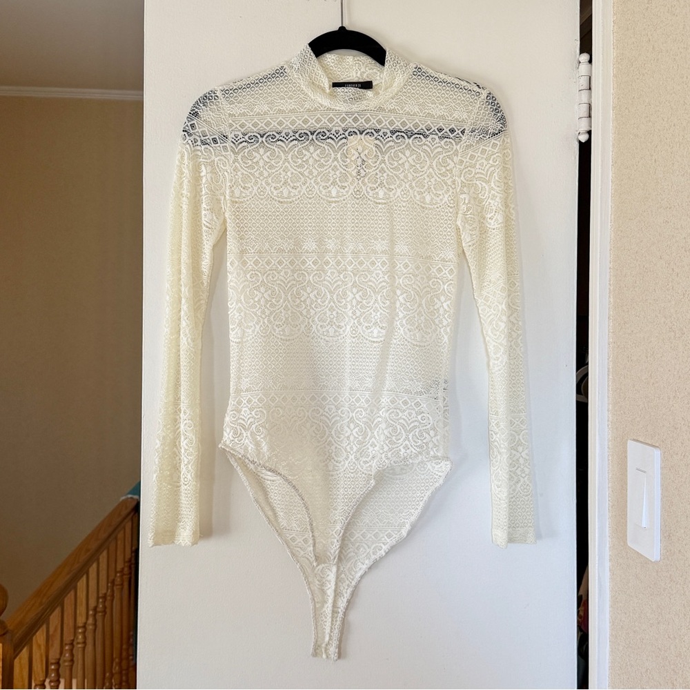 Ivory Lace Long-Sleeve Bodysuit | NWT | size medium